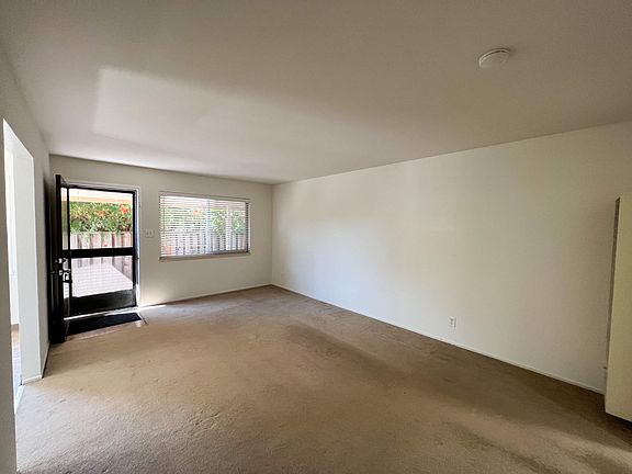 5th image of 927 Rose Ave