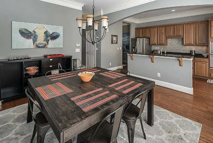 1745 Lela Ave — Photo 24