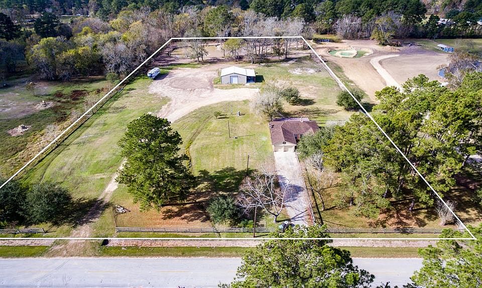 1st image of 20423 Plaza Cir