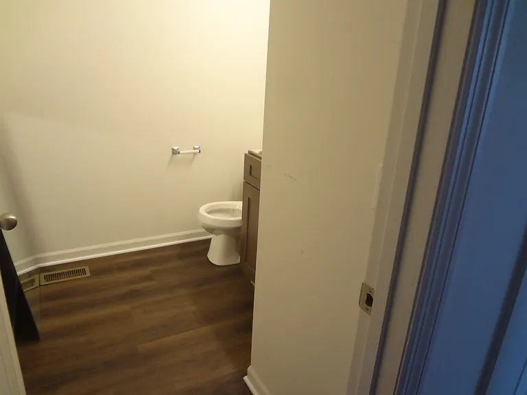 105 Fenton Park Ct — Photo 21
