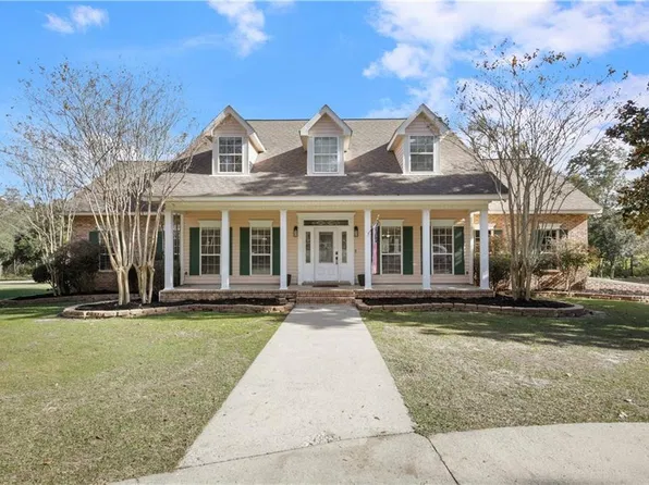 89 Rolling Oaks Dr, Picayune, MS 39466