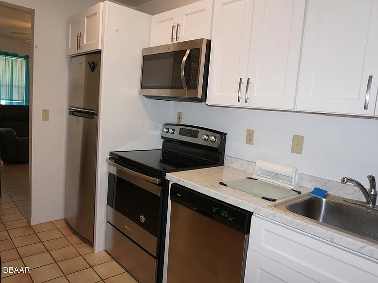 16 Oriole Cir #A — Photo 7