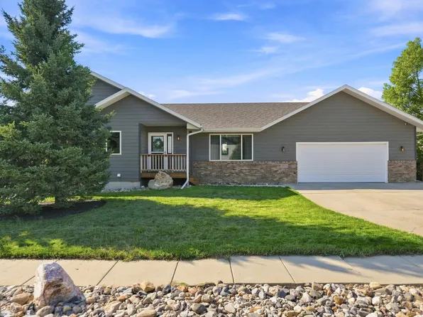 3053 Willowbend Rd, Rapid City, SD 57703