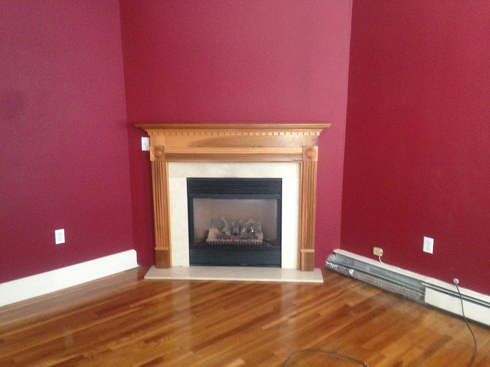 1st image of 804 E 6th St #3