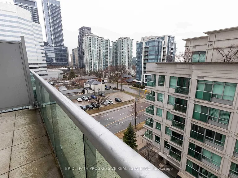 1 Avondale Ave #506 — Photo 35