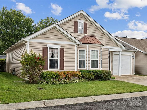 3rd image of 3136 Ocalle Ln