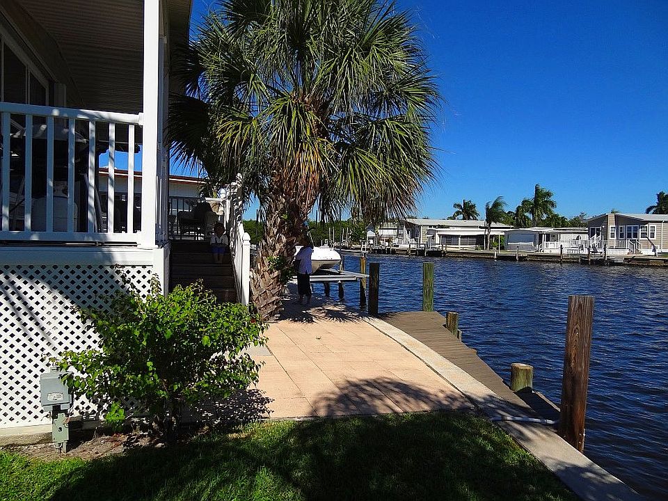  canal, patio and deck