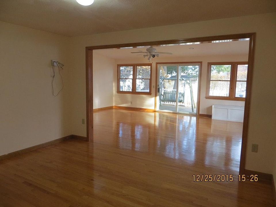 Dining room + playroom