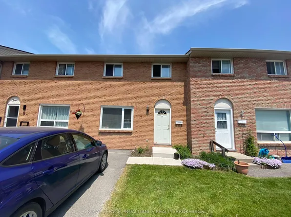 15 Rosemund Cres, Kingston, ON K7M 6Y8