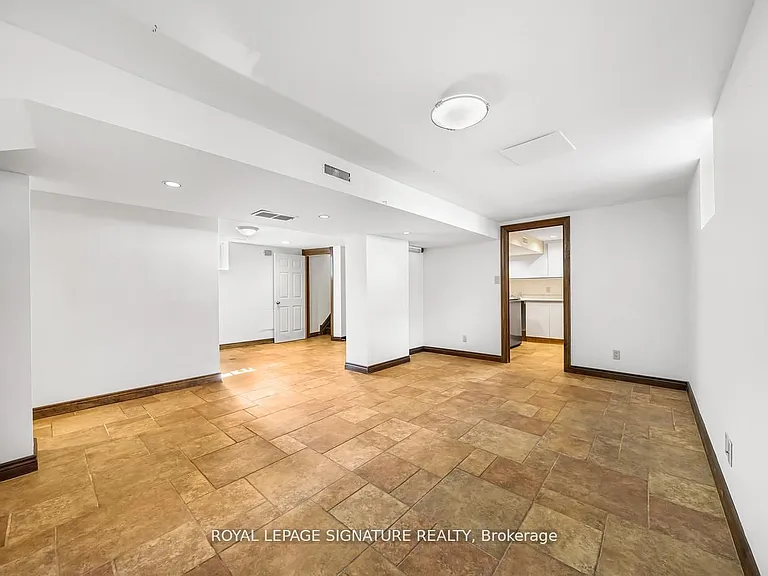 21 Broadlands Blvd — Photo 23