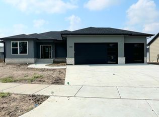 3351 S Linden Ct, Wichita, KS 67210