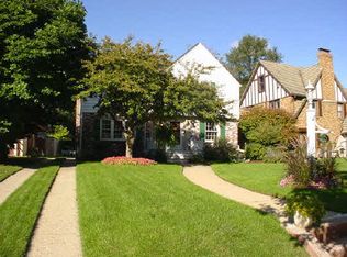 412 Calvin Park Blvd, Rockford, IL 61107
