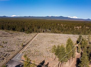 62907 Levins Ln, Bend, OR 97703