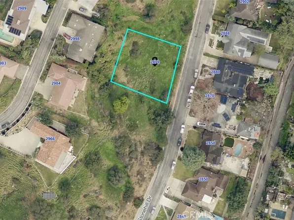 2879 Stonehill Dr #9, Altadena, CA 91001