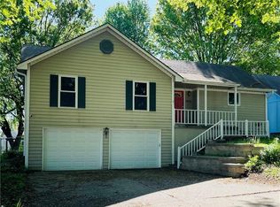 5821 Marion Ave, Kansas City, MO 64133