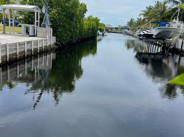 30351 Flamingo Ln, Big Pine Key, FL 33043