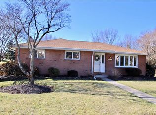 3955 Kenrick Dr, Bethlehem, PA 18020