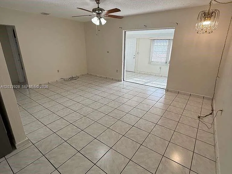 1140 SW 9th St #2 — Photo 20