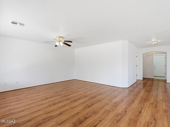 3rd image of 7141 W Deserama Dr
