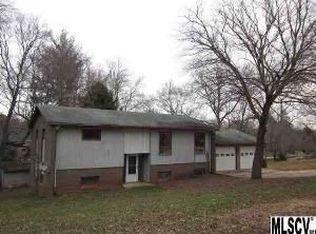 321 31st Ave NE, Hickory, NC 28601