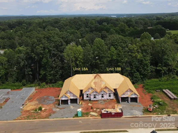 3353 48th Ave NE #18A, Hickory, NC 28601