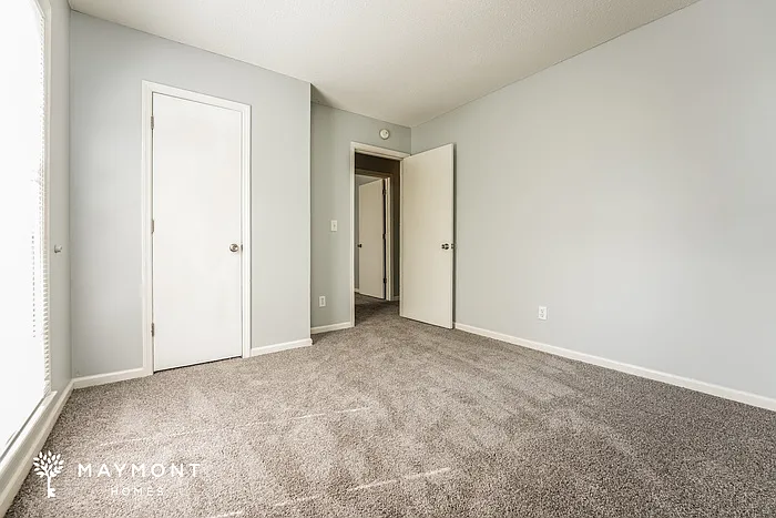 109 Terry Ave — Photo 8