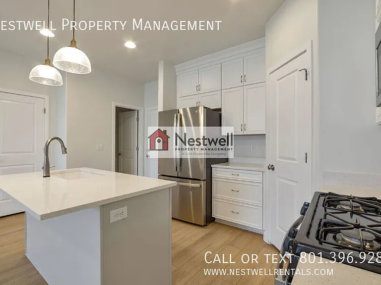 3728 S 3300 W — Photo 5