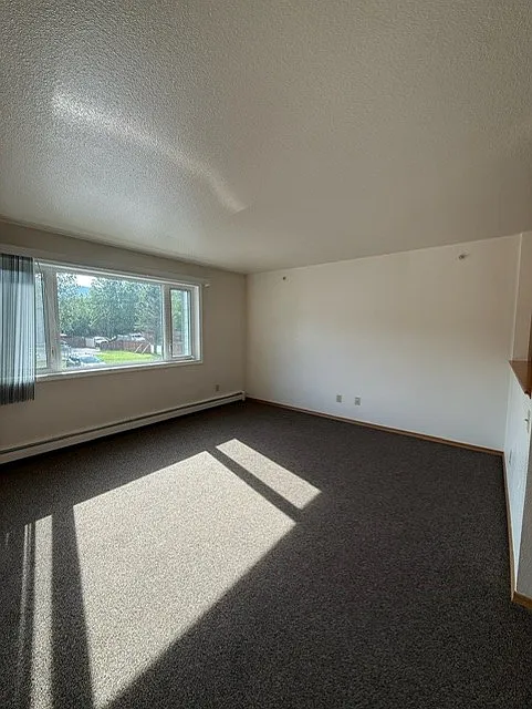 2 bed, $1,600 — Photo 4