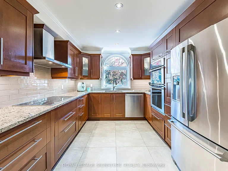 5571 Spangler Dr — Photo 17