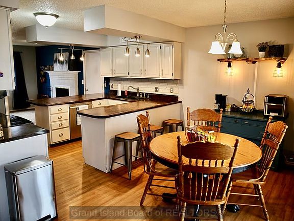 5th image of 1720 Bridle Ln