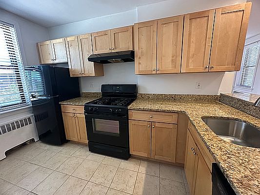 4th image of 75-05 113th St #7
