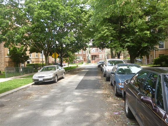 3rd image of 3315 W Pensacola Ave