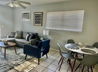 2512 Grant St, Hollywood, FL 33020