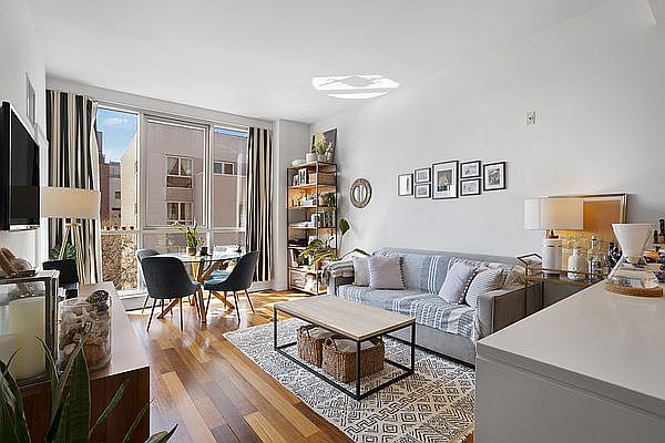1st image of 135 N 11th St APT 5E