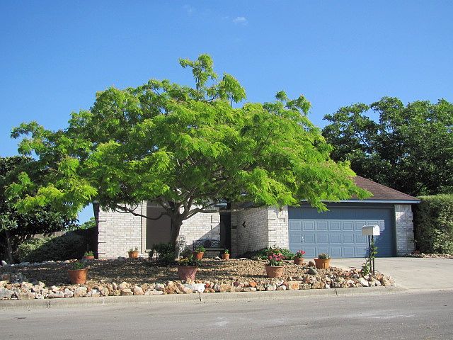 1st image of 1107 Woodall Cir