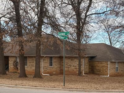 2767/3221 Moore / Greenwood Street, Springfield, MO, 65807