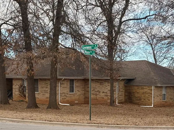 2767/3221 Moore / Greenwood Street, Springfield, MO 65807