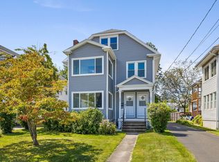 135 Dover Rd, West Hartford, CT 06119
