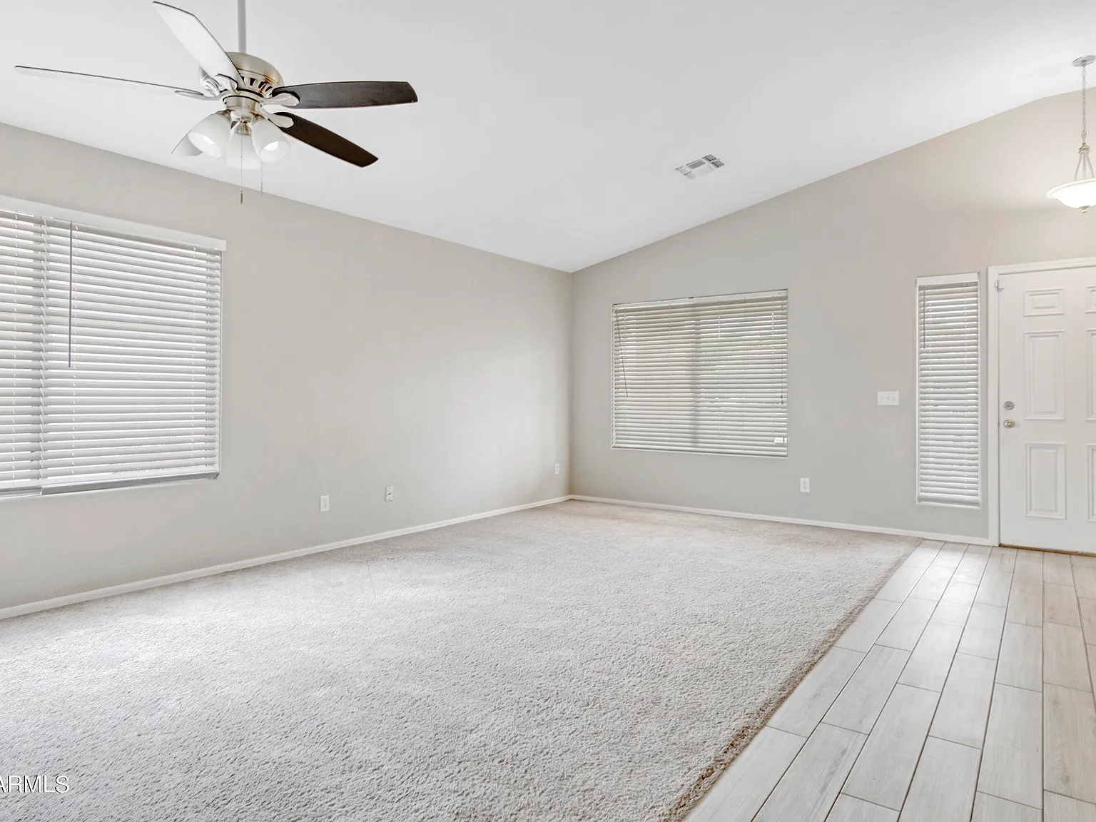 4 bed, 2.0 bath, 2136 sqft, $2,500 — Photo 3