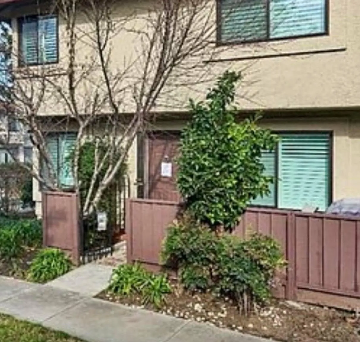 3 bed, 1.5 bath, 1164 sqft, $3,300 — Photo 1