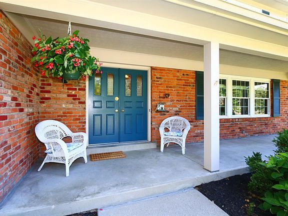 2nd image of 11215 Ironwood Ct