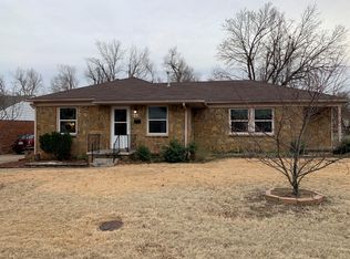 532 E Harmon Dr, Midwest City, OK 73110
