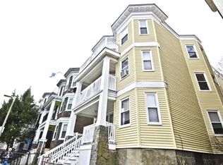18 Chase St #2, Boston, MA 02125
