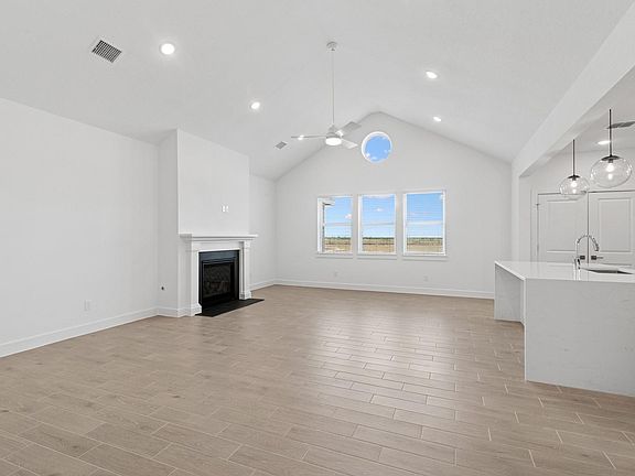 7th image of this home