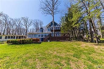 1st image of 189 S Lake Dr