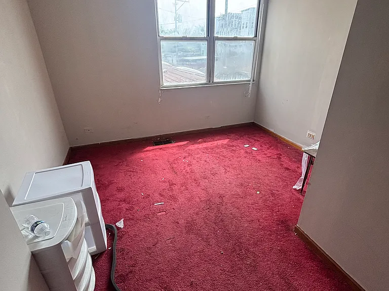 3043 W Montrose Ave #2 — Photo 3