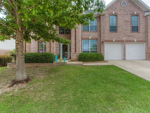 2nd image of 8409 Summer Park Dr