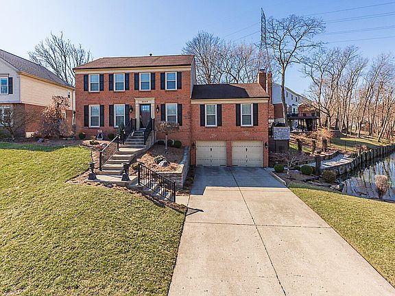 3rd image of 2059 Lakelyn Ct