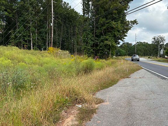 4th image of 5311 Woodstock Rd
