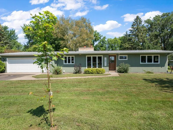 640 E Louisiana St, Saint Croix Falls, WI 54024